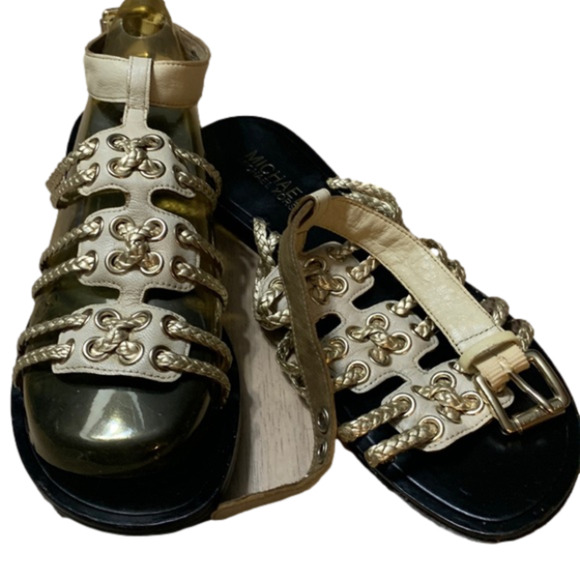 Michael Kors sandal size 7 - Picture 1 of 7